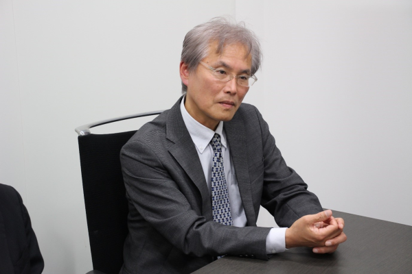 鶴賀電機株式会社 品質保証部　計測標準部 部長　小山 秀雄 様